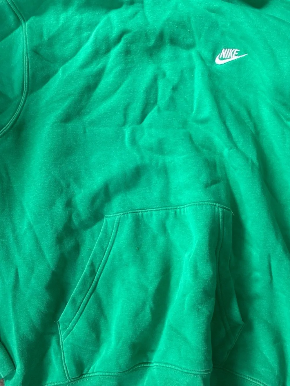 Nike Men's Bright Green pullover Hoodie Sweatshirt